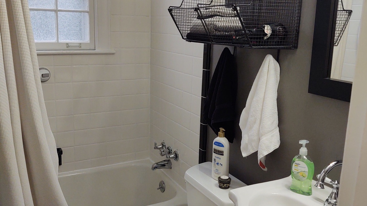 Photo of Bathroom in Belmont - Hillsboro