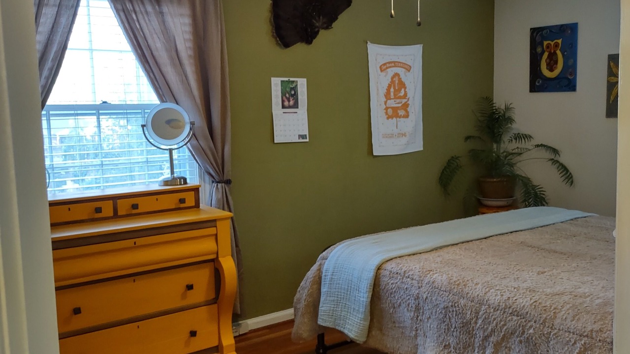 Photo of Bedroom in Belmont - Hillsboro