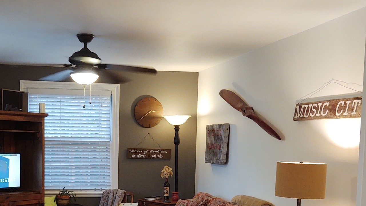 Photo of Livingroom in Belmont - Hillsboro