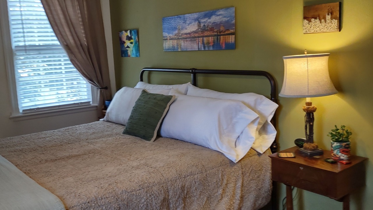 Photo of Bedroom in Belmont - Hillsboro