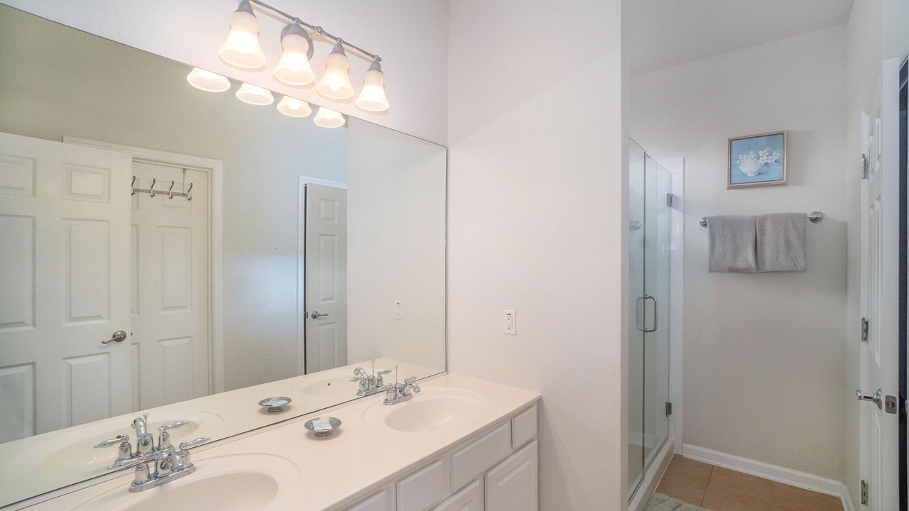 Photo of Bathroom in Windsor Hills
