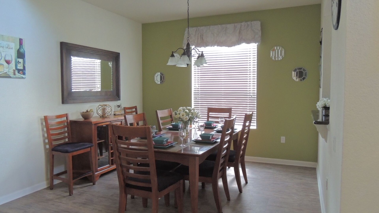 Photo of Livingroom in Windsor Hills
