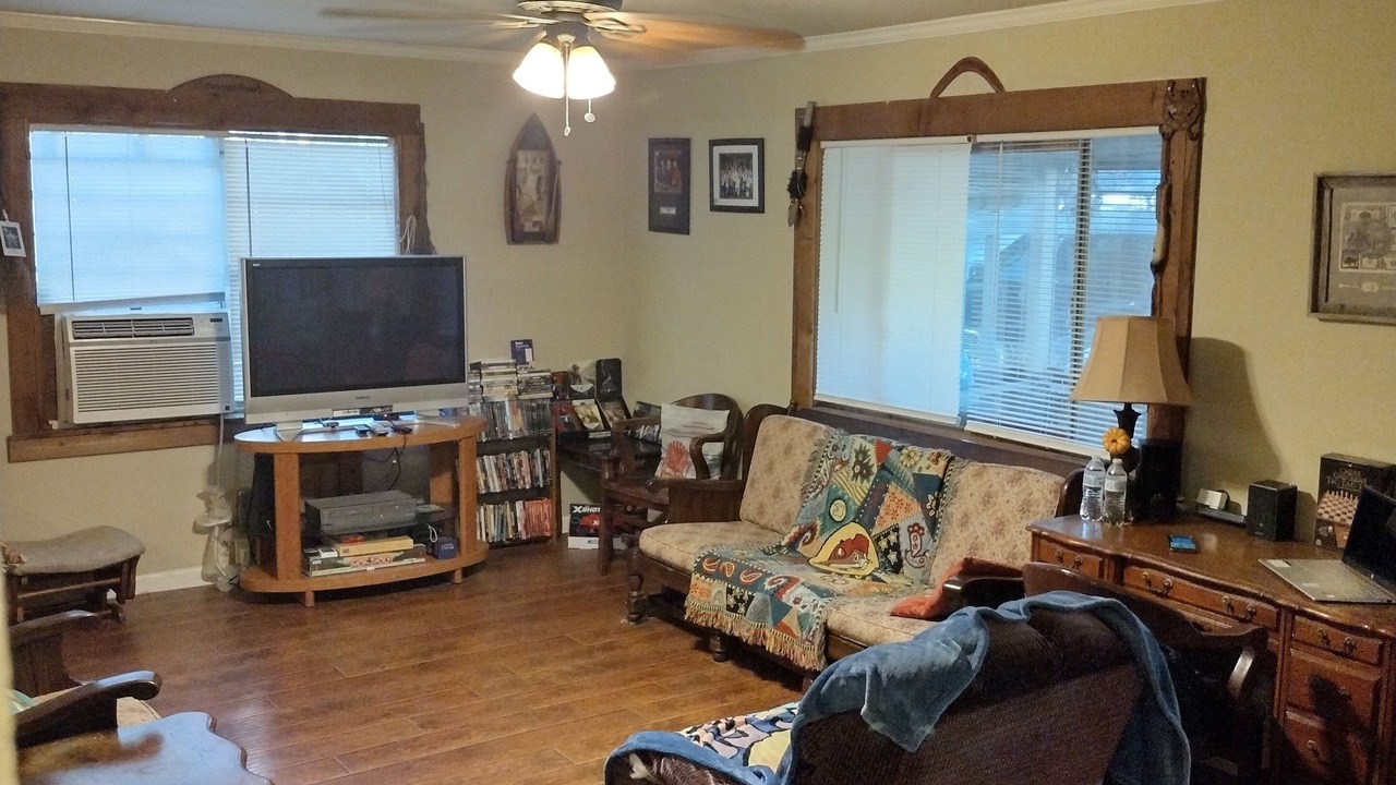 Photo of Bedroom in Wills Point