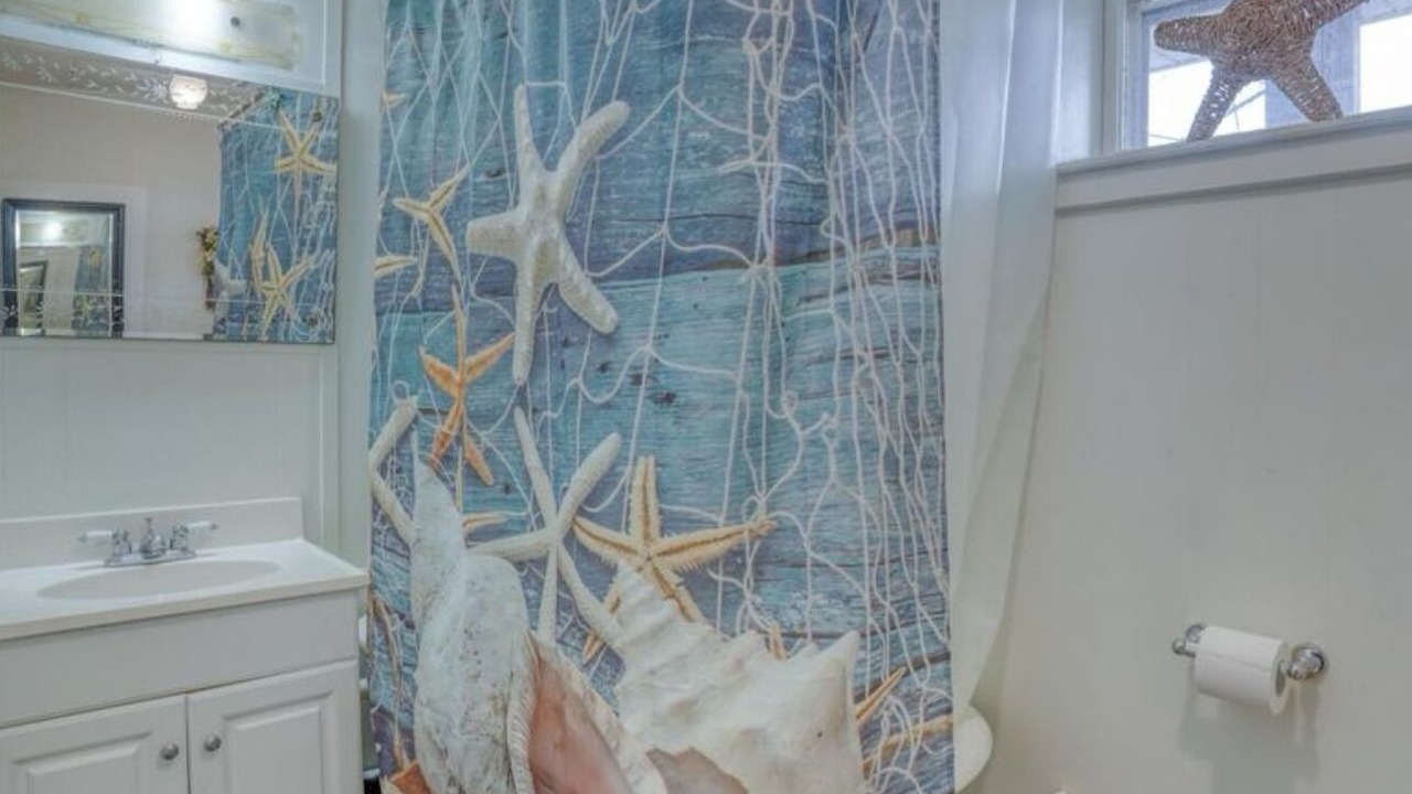 Photo of Bathroom in Slaughter Beach