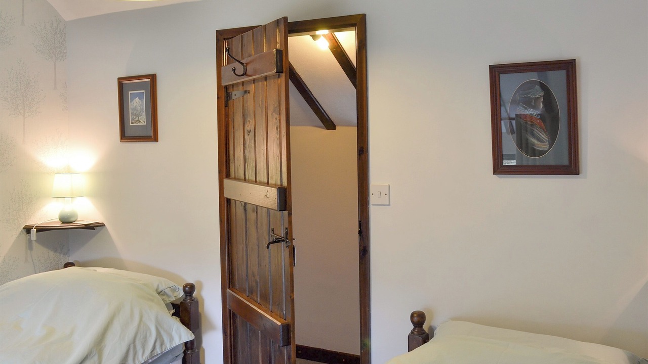 Photo of Others in Peak Forest