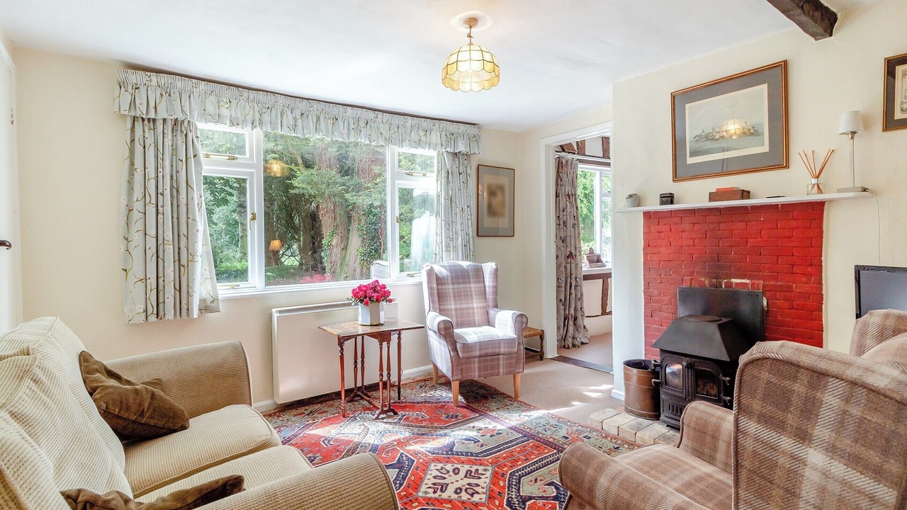 Photo of Bedroom in Eye