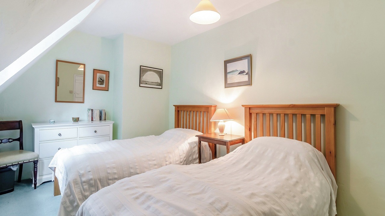 Photo of Others in Eye