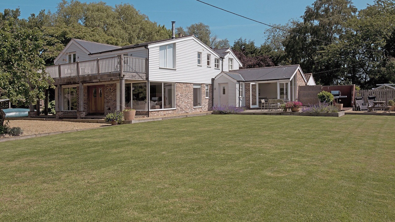 Photo of Others in Irstead