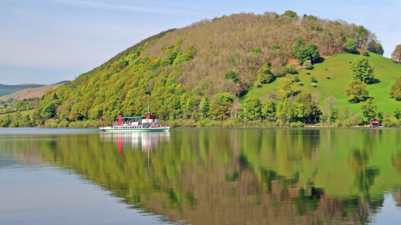 Photo of Others in Helton