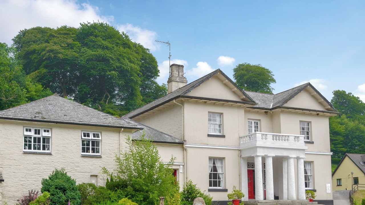 Photo of Others in Liskeard