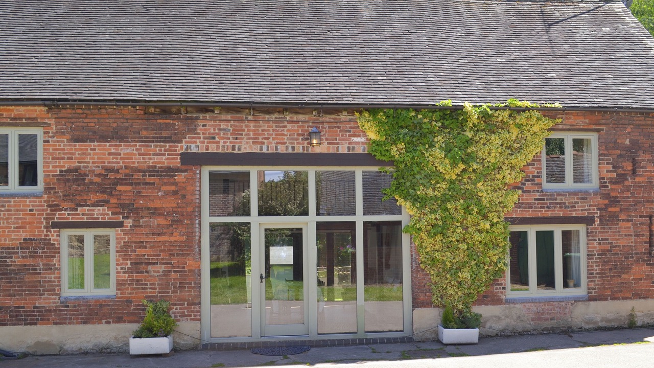 Photo of Others in Hundall