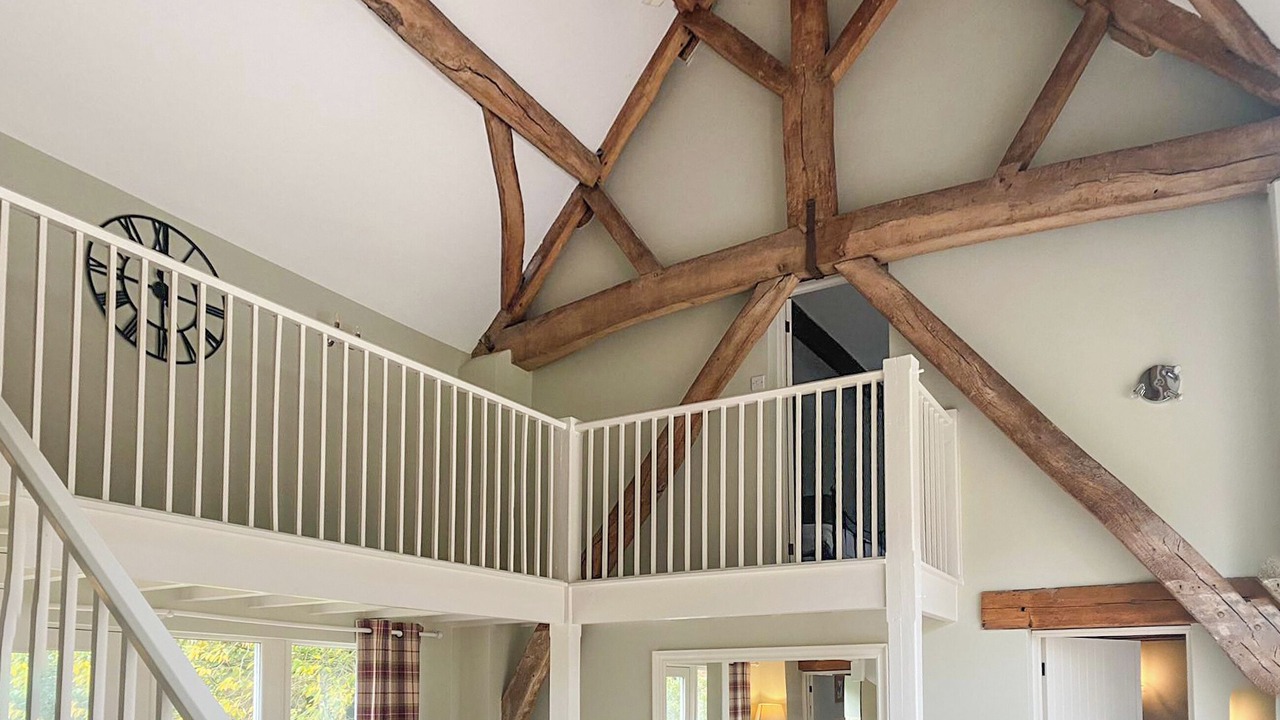 Photo of Others in Hundall