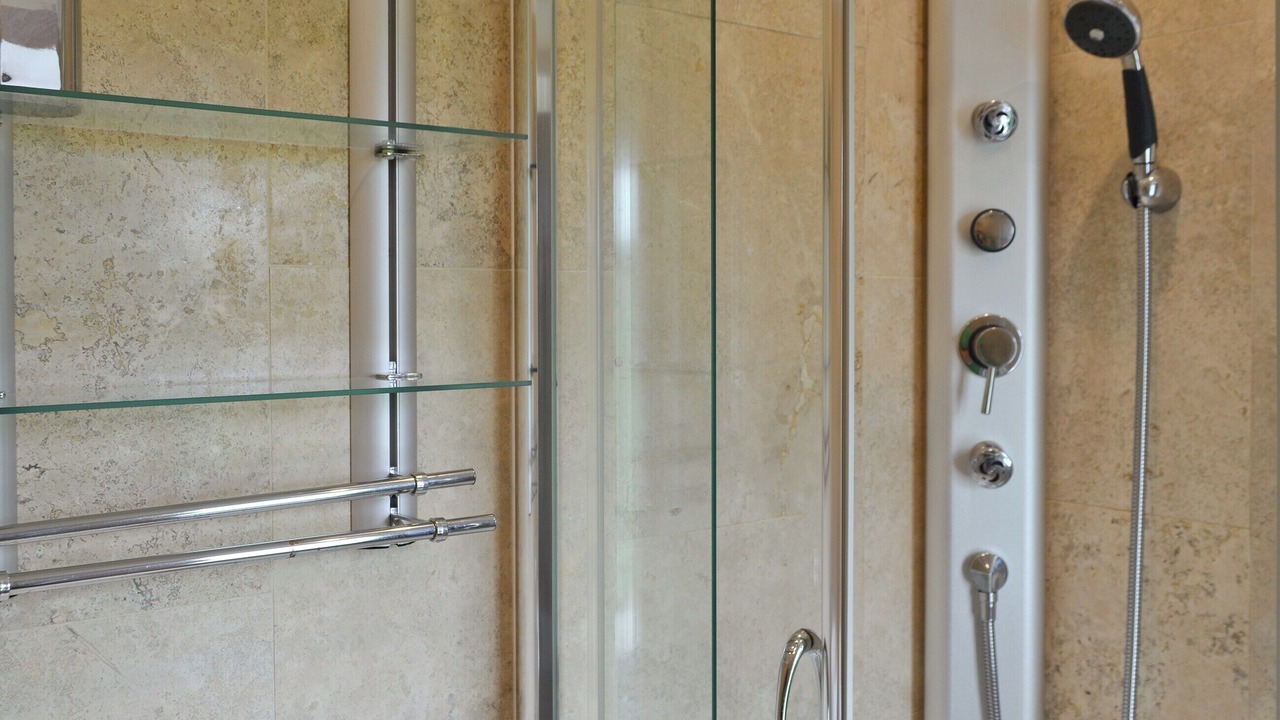 Photo of Others in Buxworth