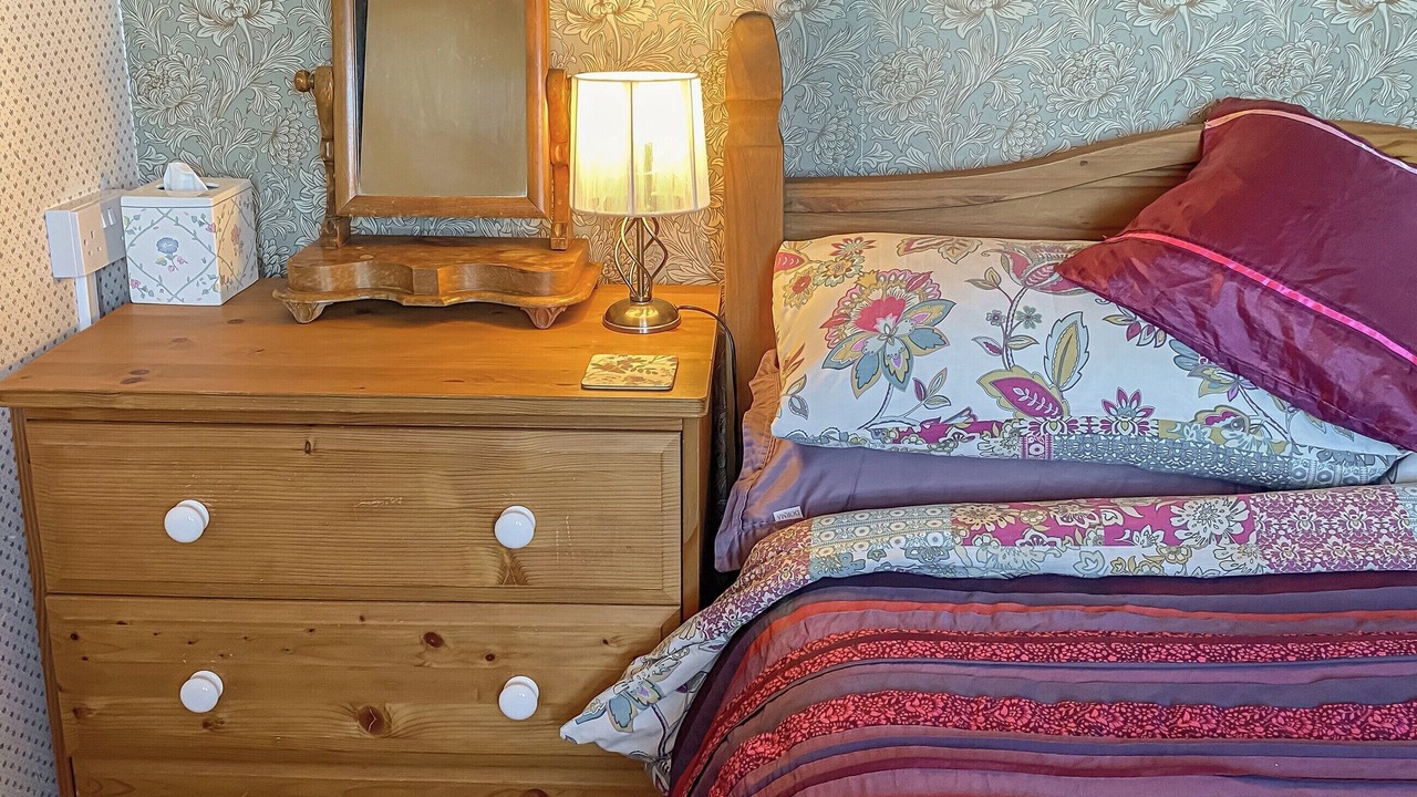 Photo of Others in Bacton