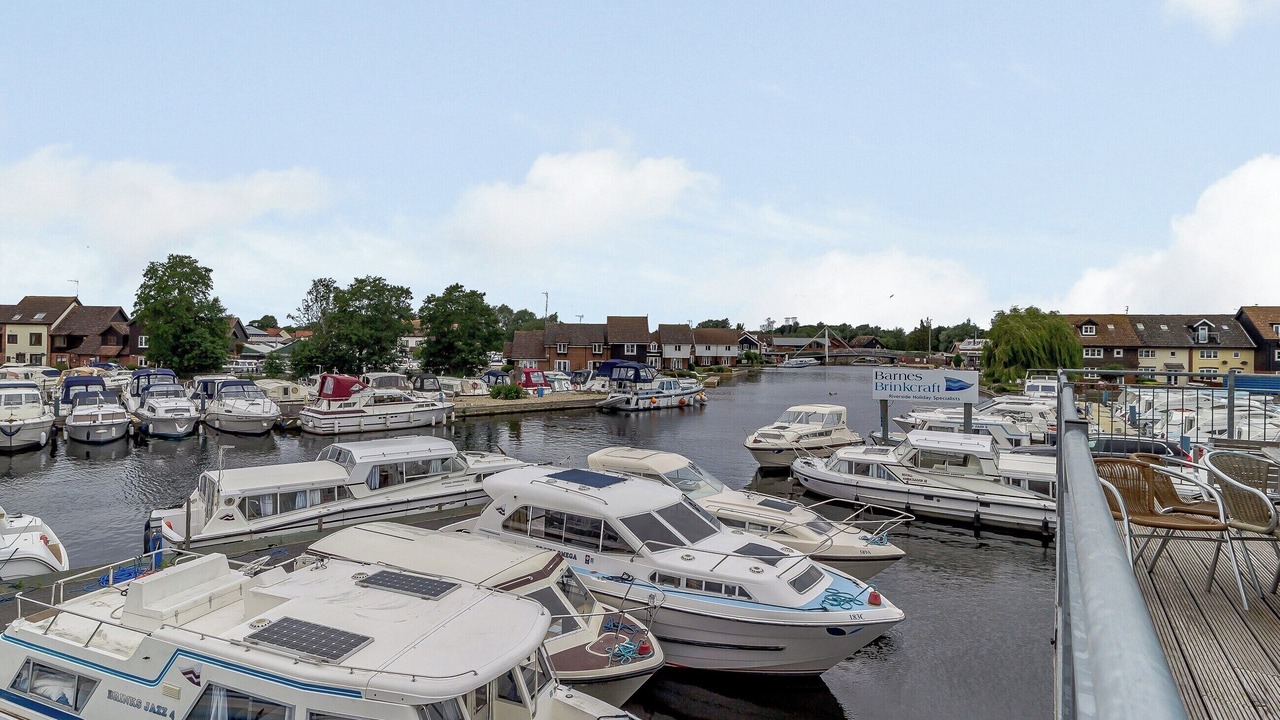 Photo of Others in Hoveton