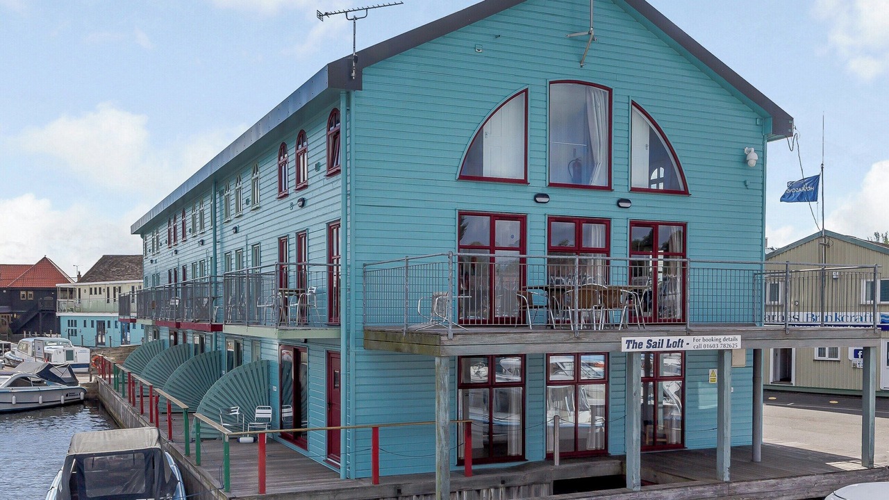 Photo of Others in Hoveton