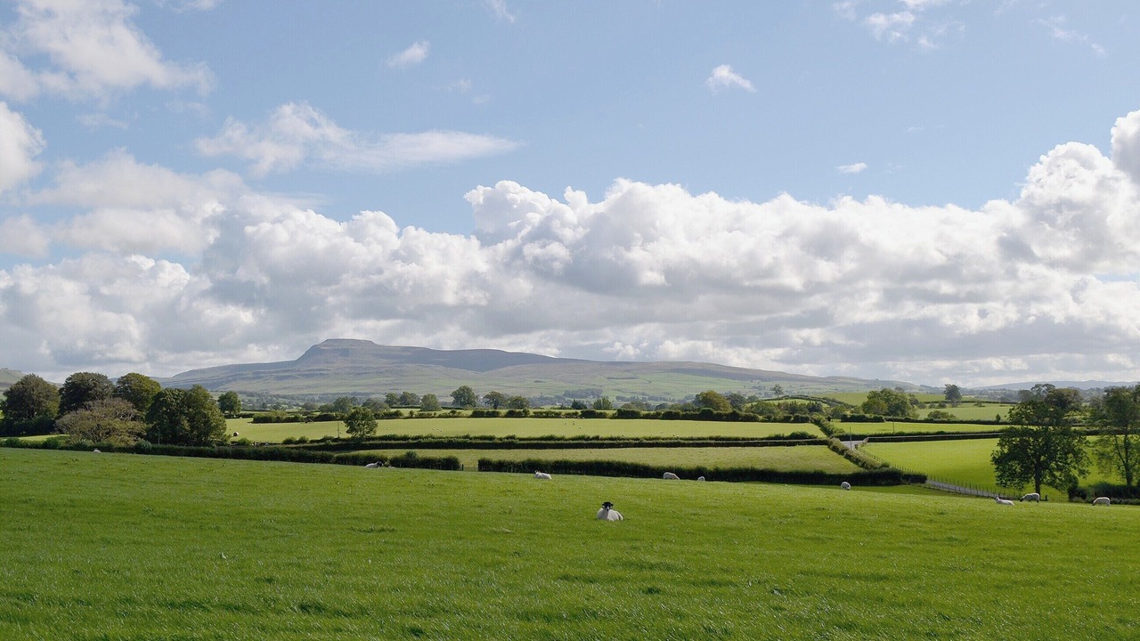 Photo of Others in Fourstones Near Bentham