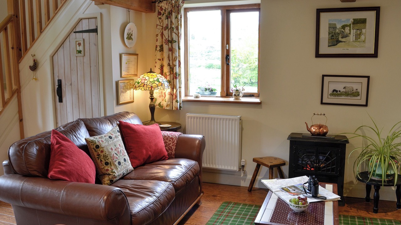 Photo of Bedroom in Mold