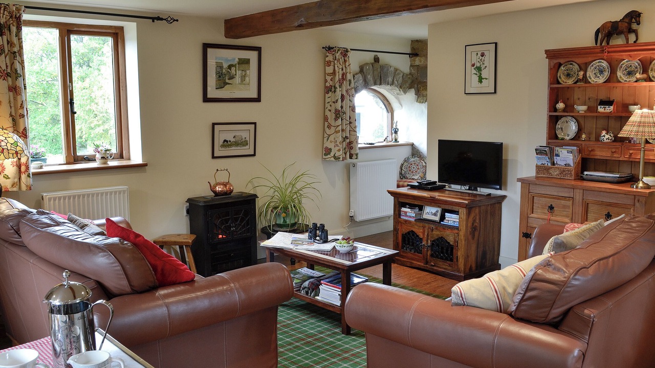 Photo of Bedroom in Mold