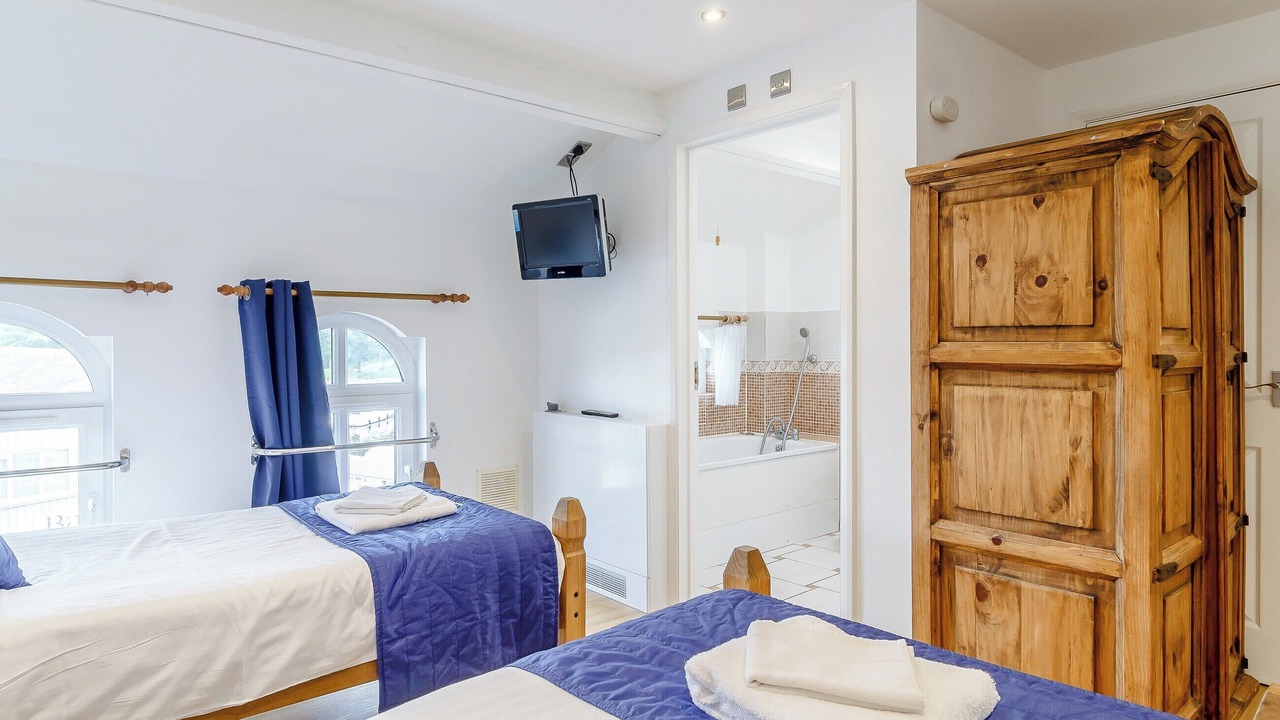 Photo of Others in Hoveton