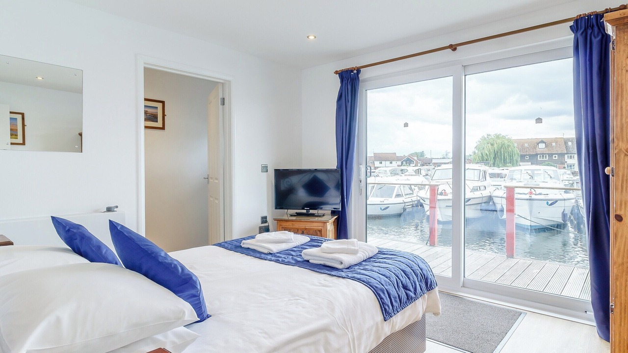 Photo of Others in Hoveton