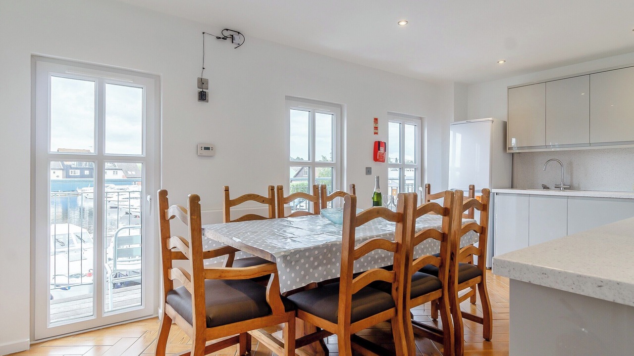 Photo of Others in Hoveton