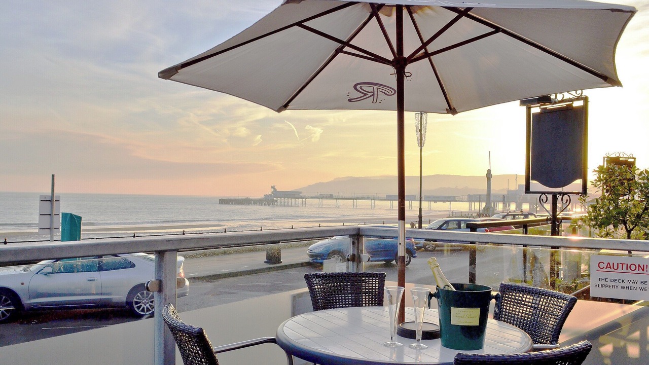 Photo of Others in Sandown