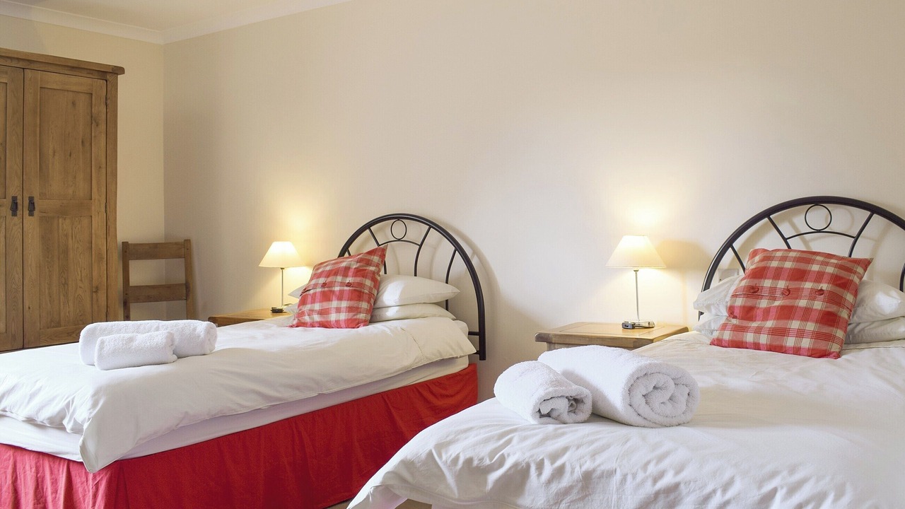 Photo of Others in Rumbling Bridge