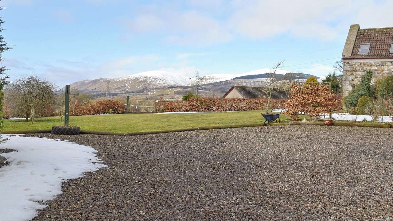 Photo of Others in Rumbling Bridge