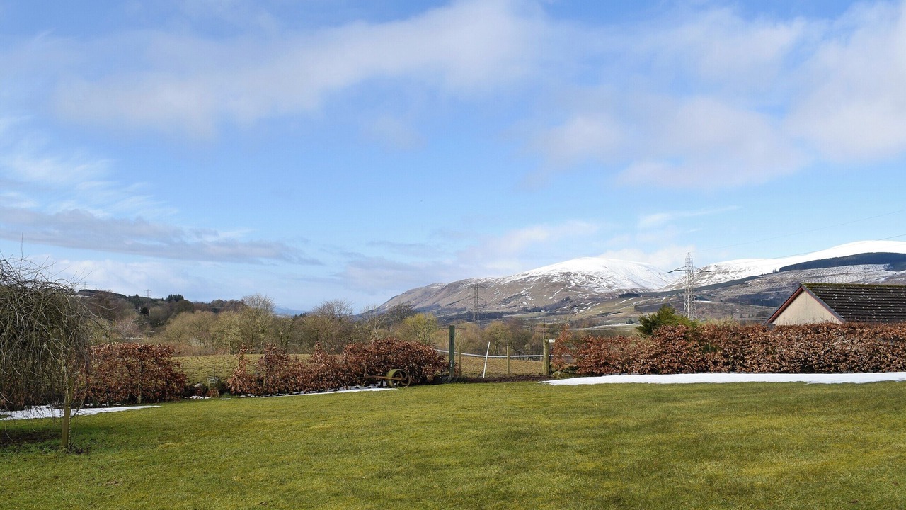 Photo of Others in Rumbling Bridge