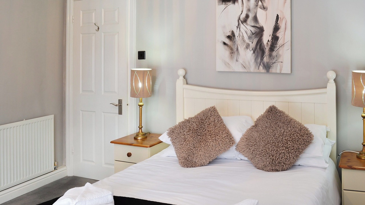 Photo of Others in Cropton