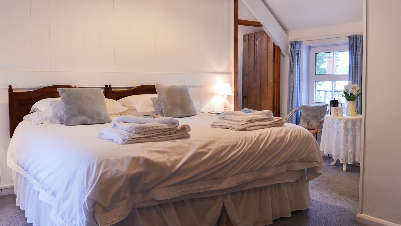 Photo of Others in Instow