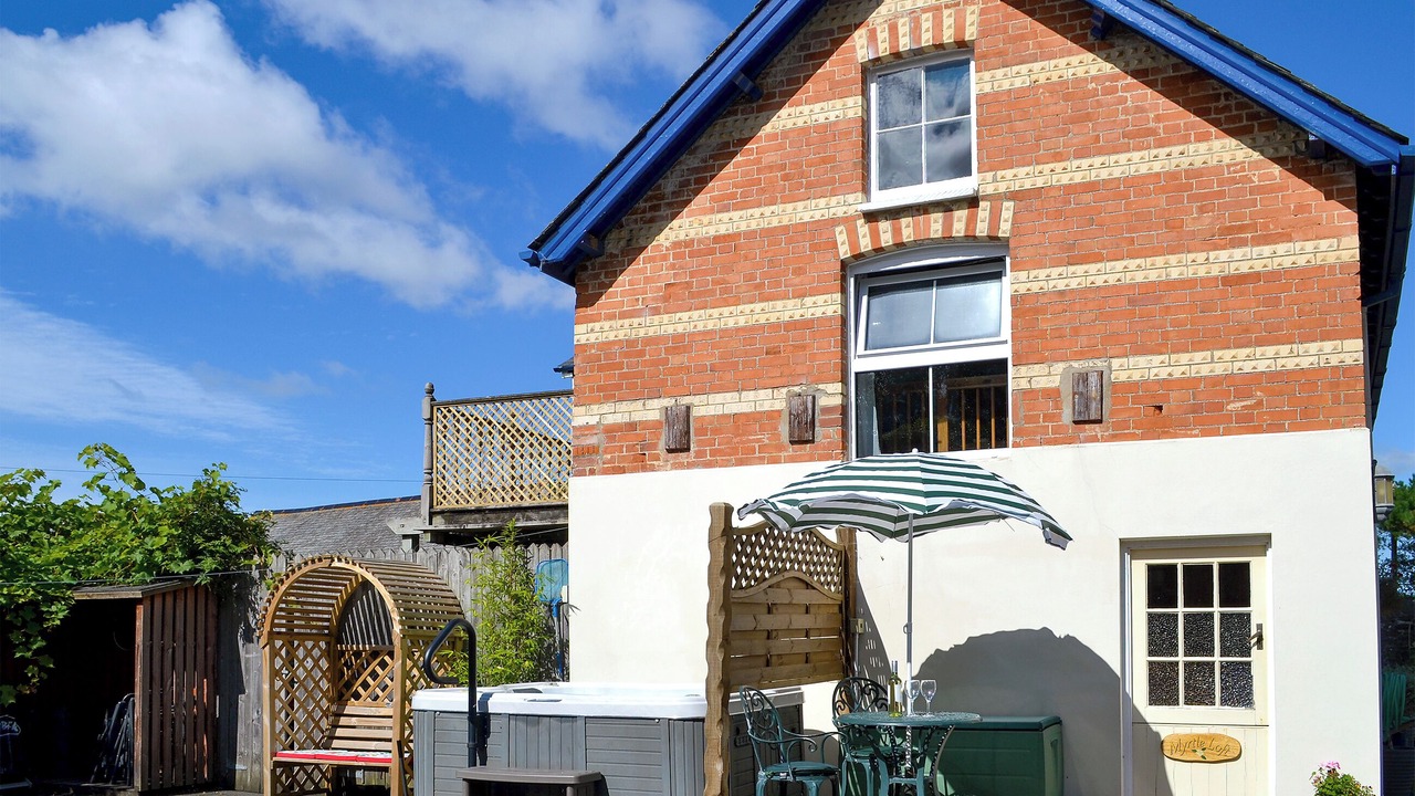 Photo of Others in Instow