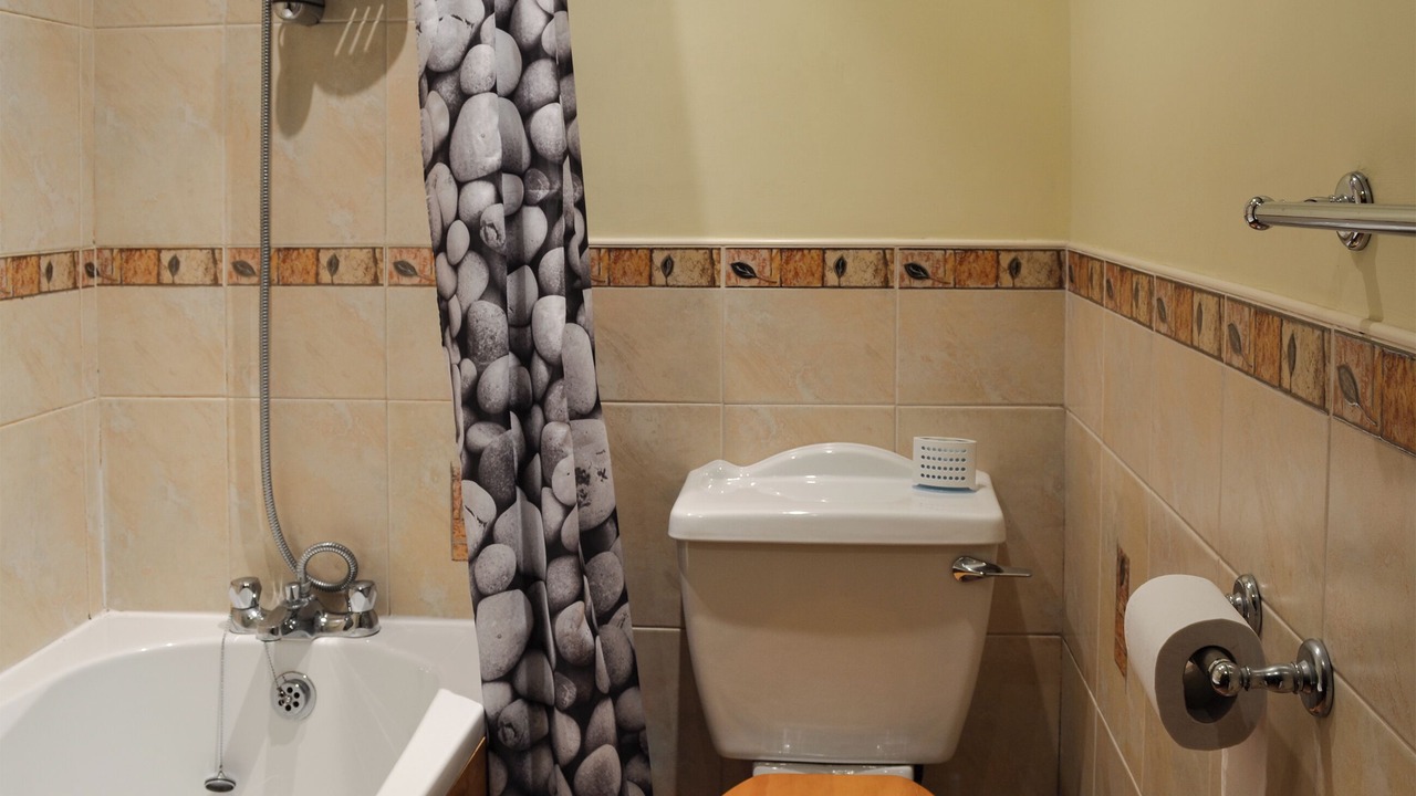 Photo of Bathroom in Staintondale