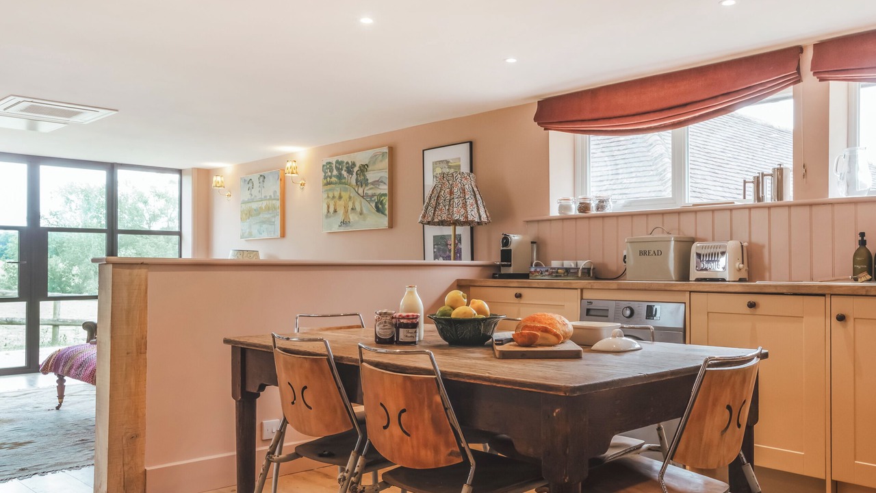 Photo of Others in Rye Foreign