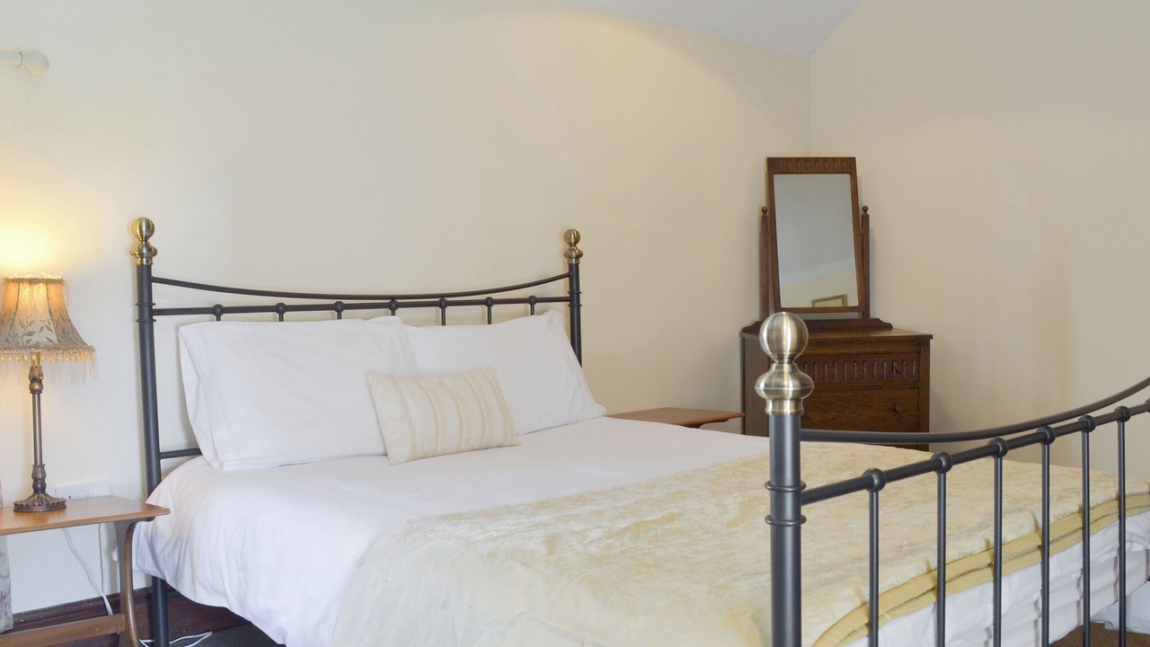 Photo of Others in Hundall