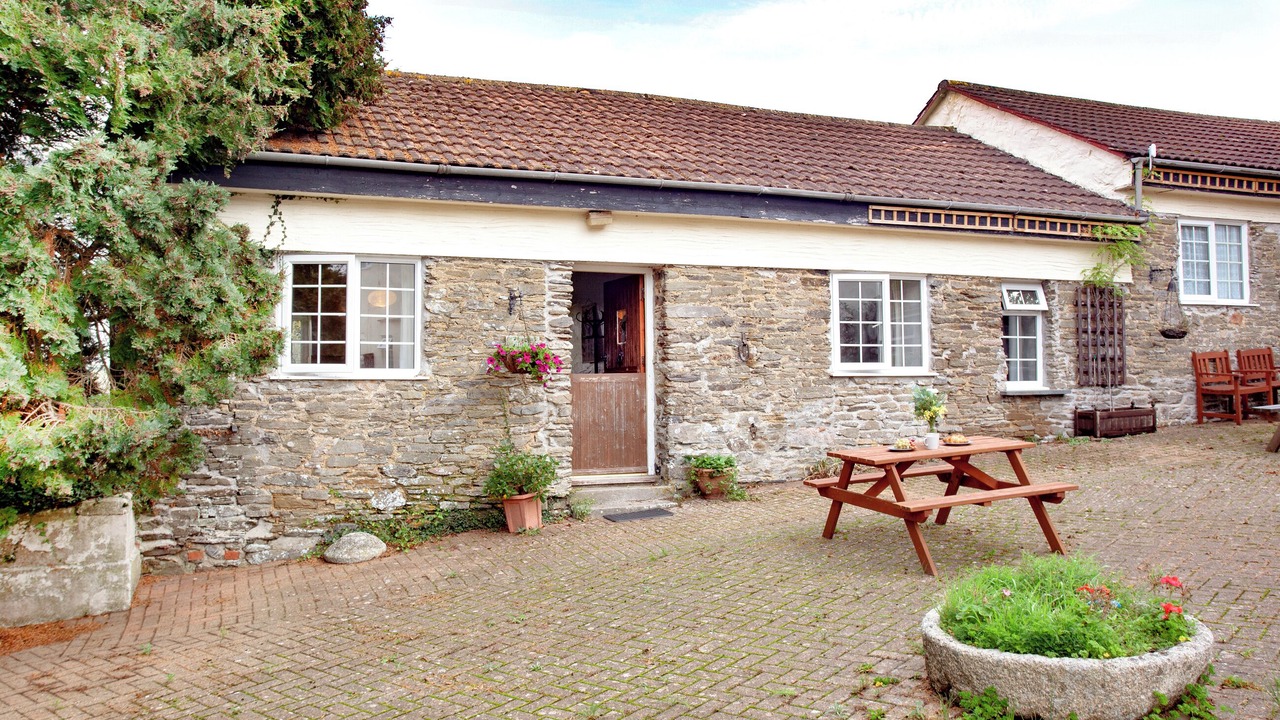 Photo of Outdoor in Looe