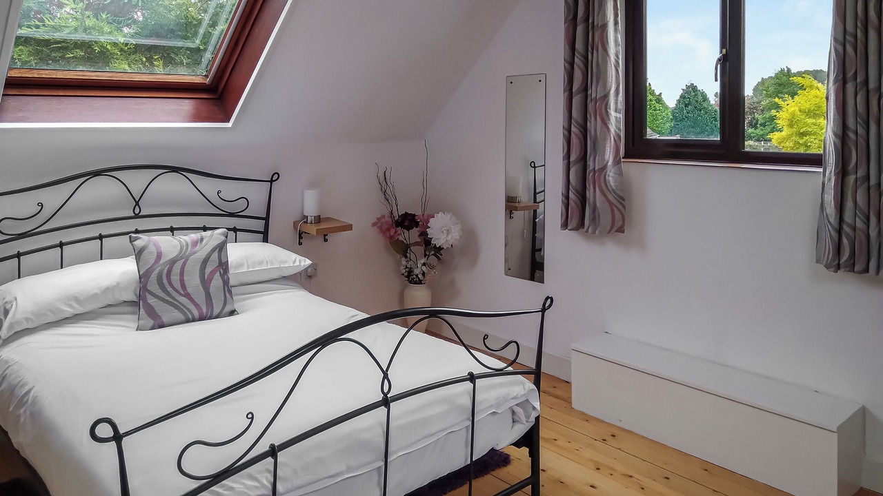 Photo of Others in Upton