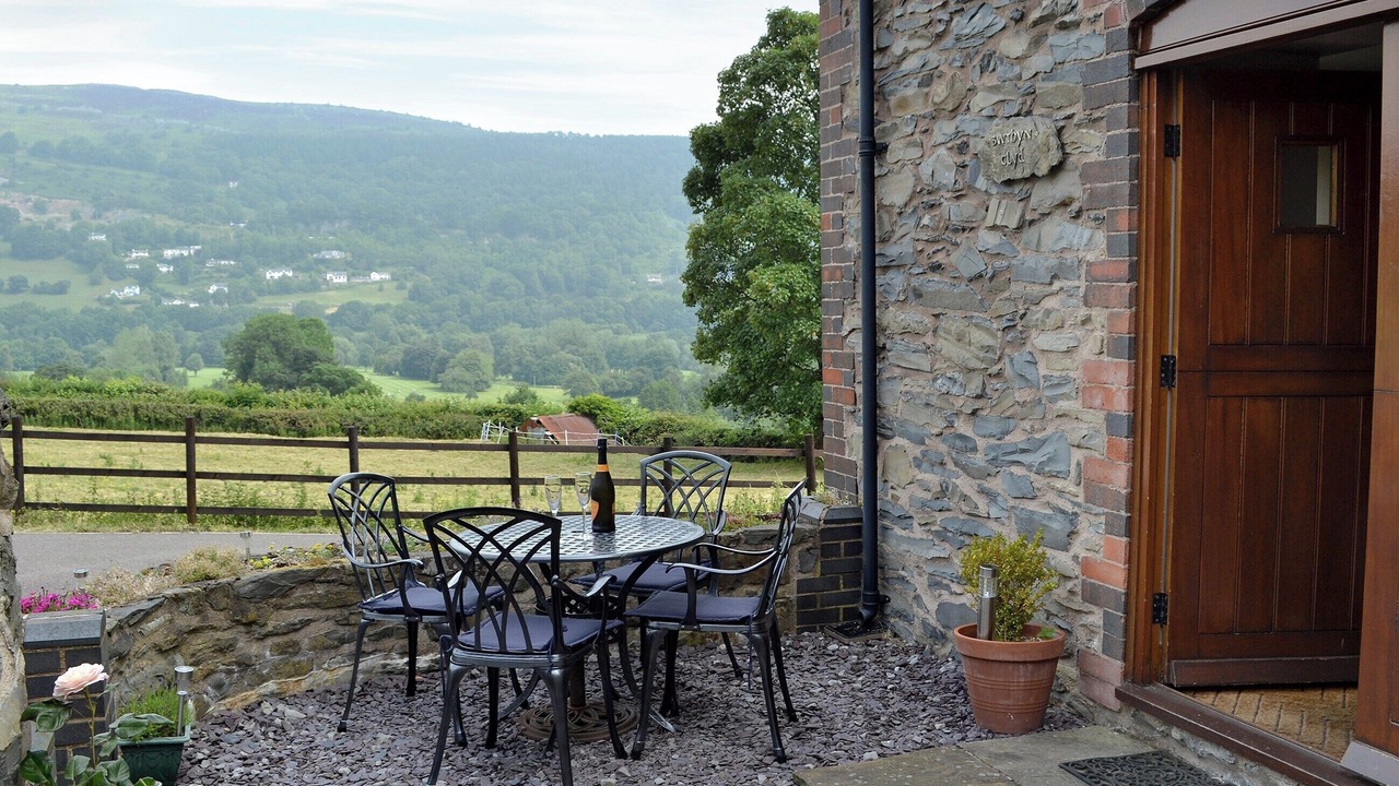 Photo of Others in Acrefair