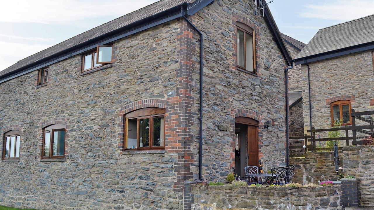 Photo of Others in Acrefair