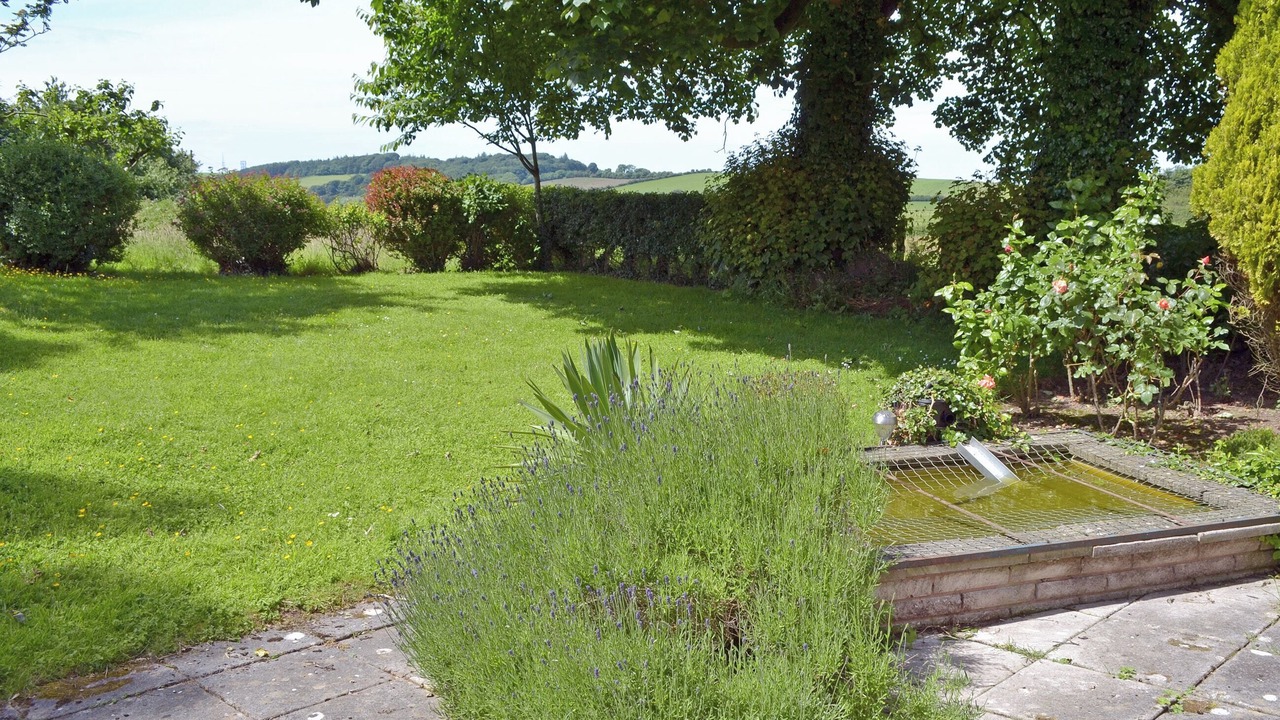 Photo of Outdoor in Axton