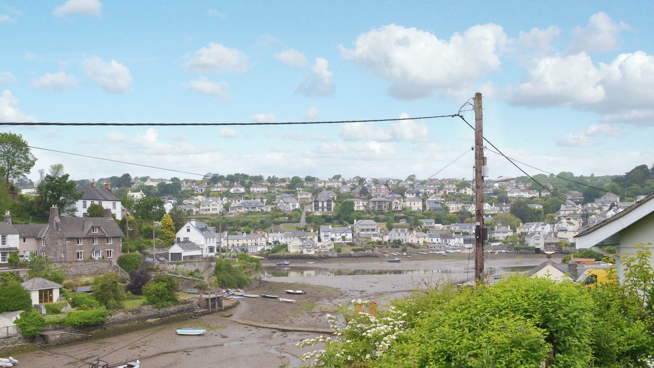 Photo of Others in Noss Mayo