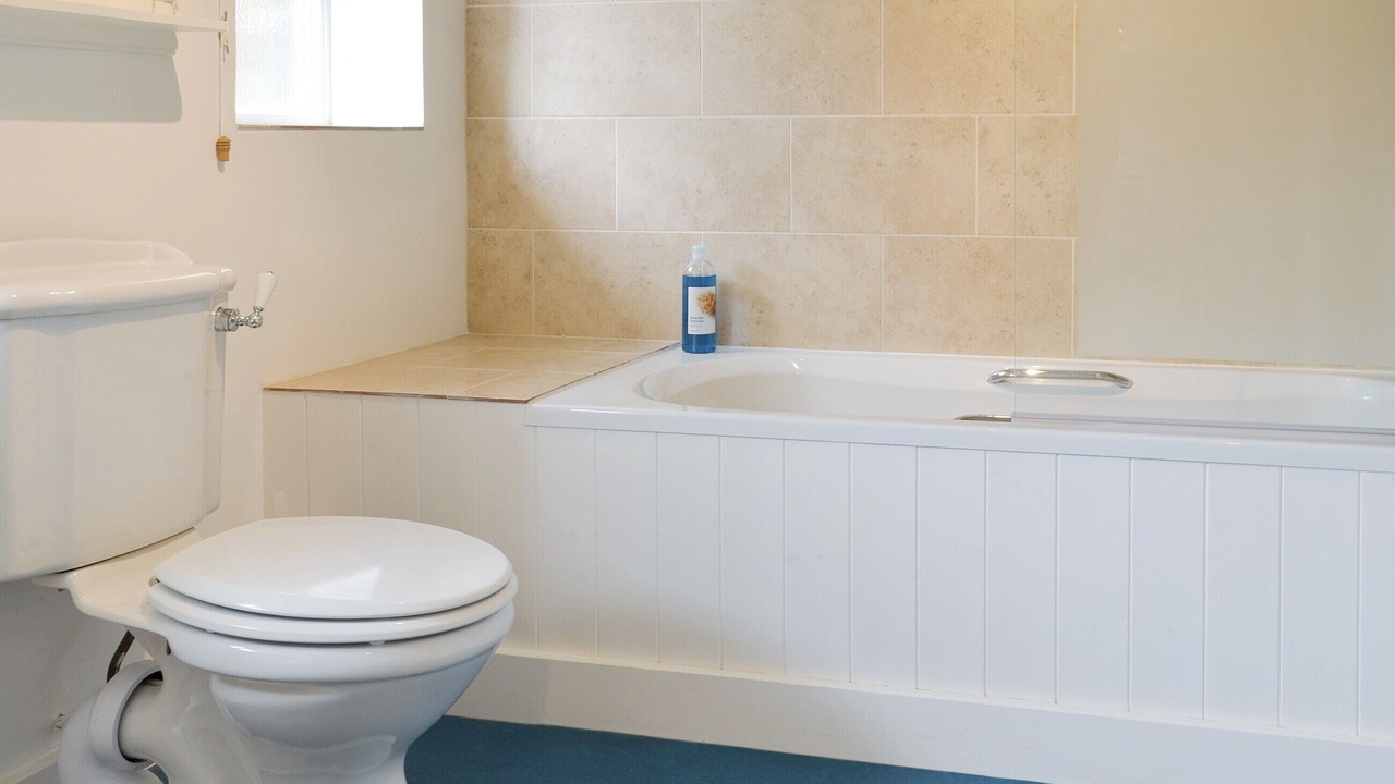 Photo of Bathroom in Foxley