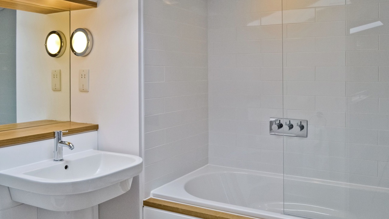 Photo of Bathroom in Aynho