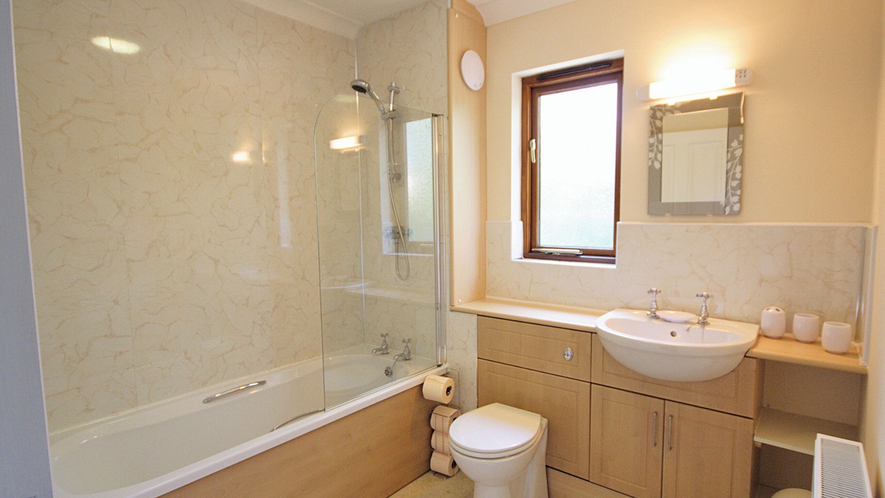 Photo of Bathroom in Stalham