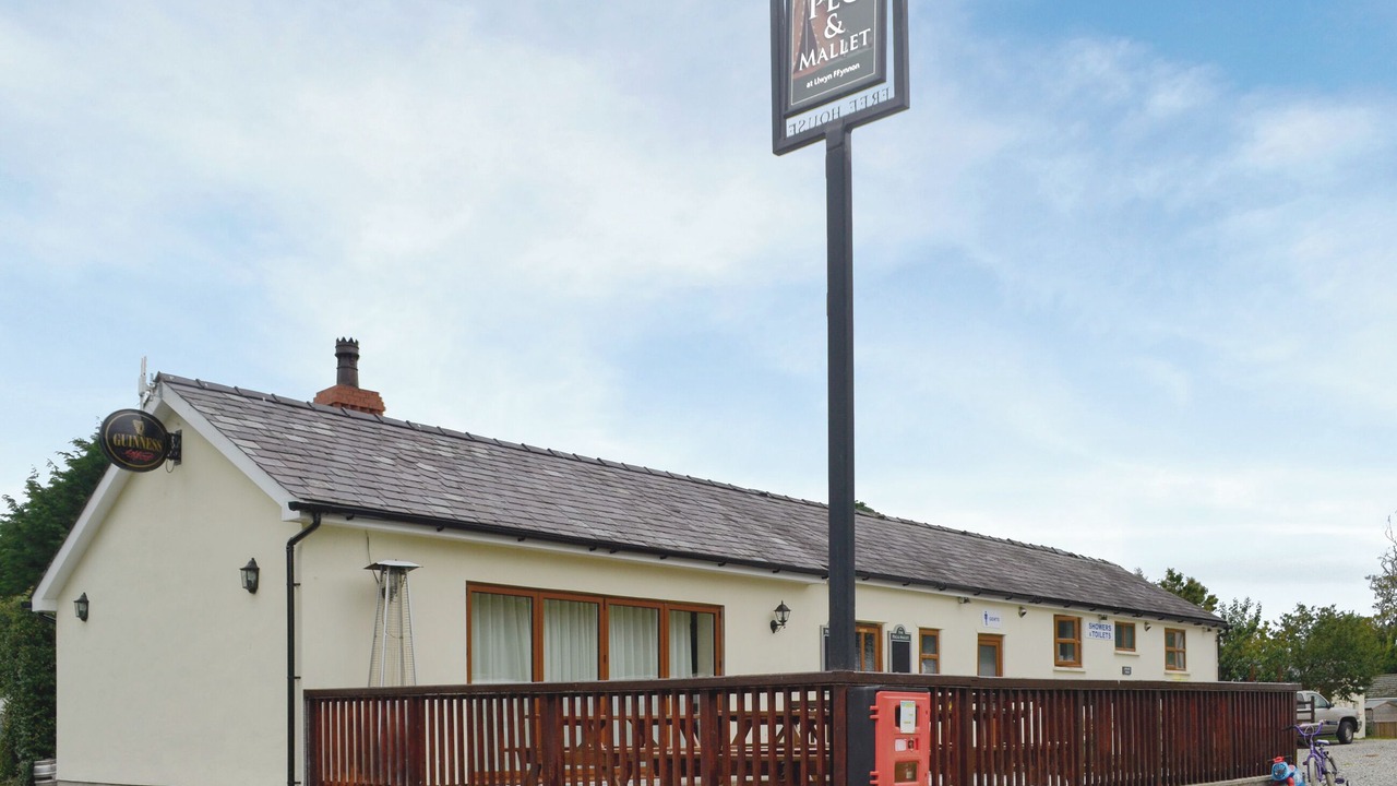 Photo of Others in Rhyd-y-clafdy