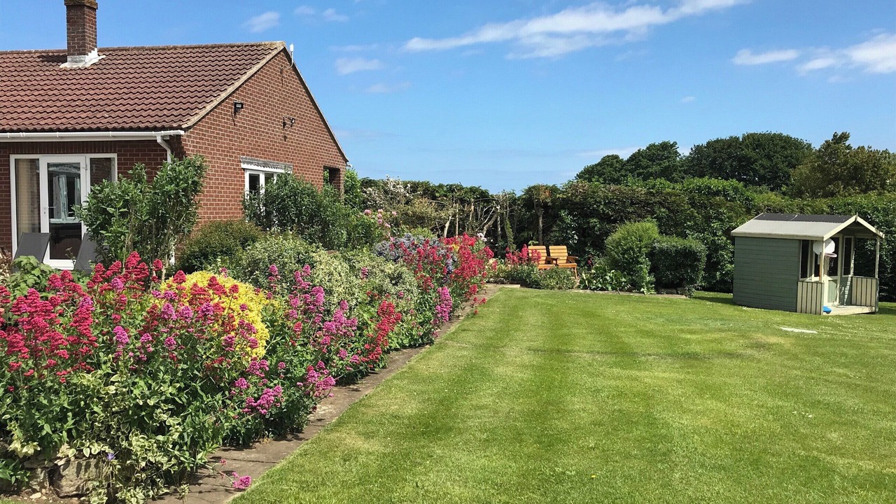 Photo of Outdoor in Muston