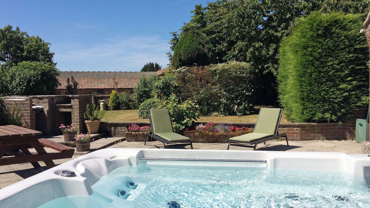 Photo of Others in Muston