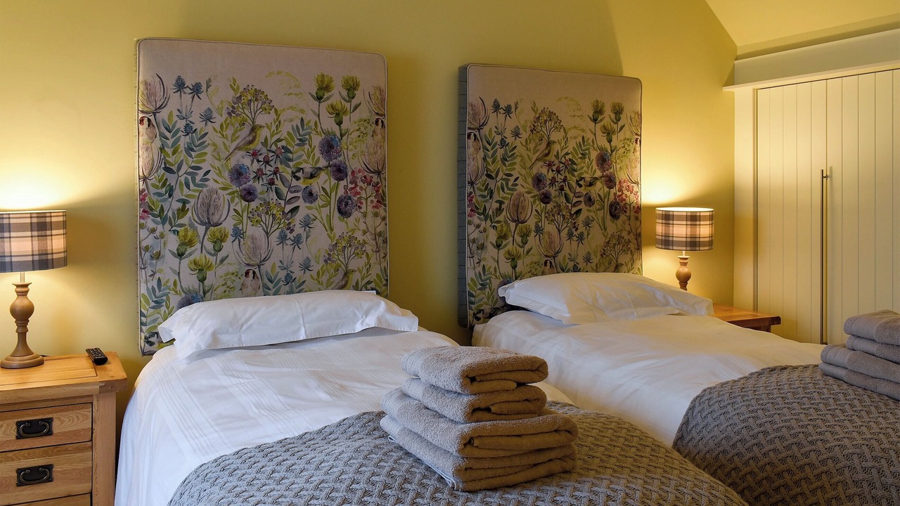 Photo of Others in Linlithgow