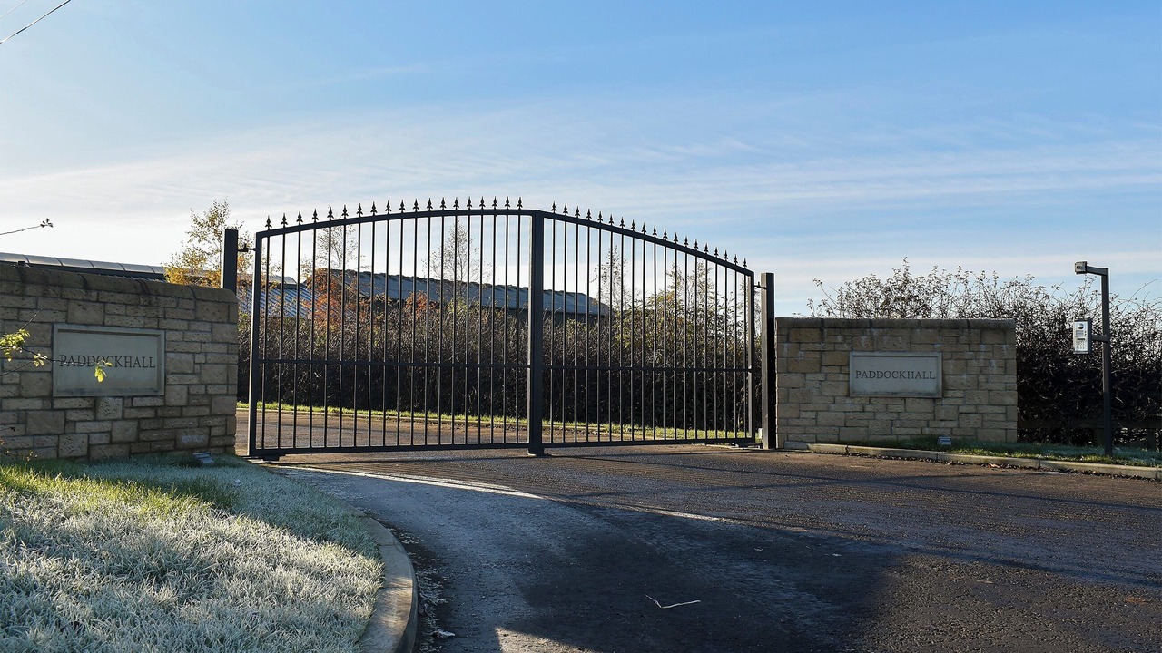 Photo of Others in Linlithgow